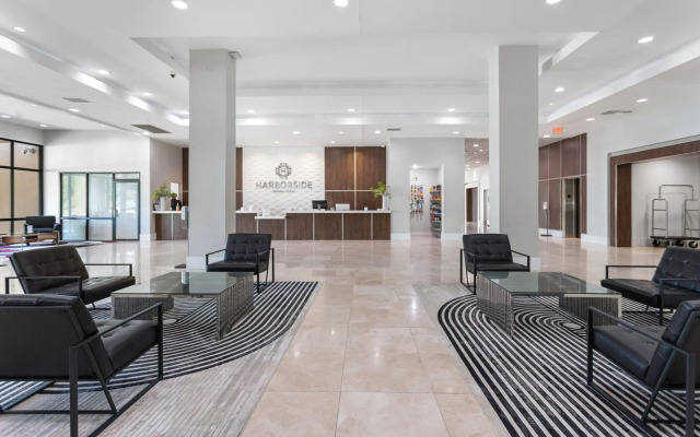 Harborside Hotel
