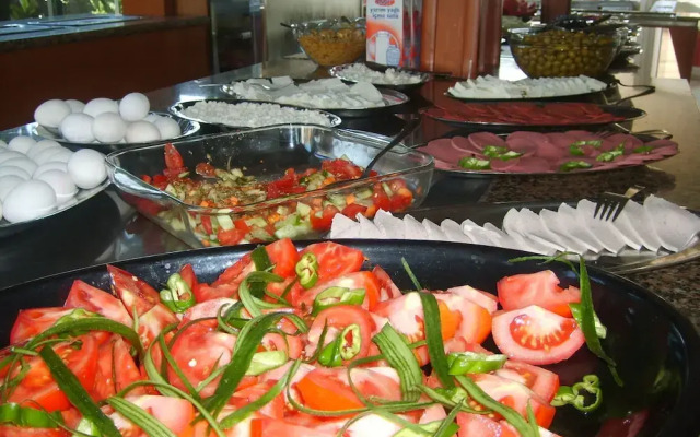 Minay Hotel