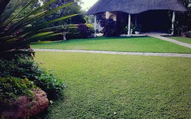 Lynn's Guest House
