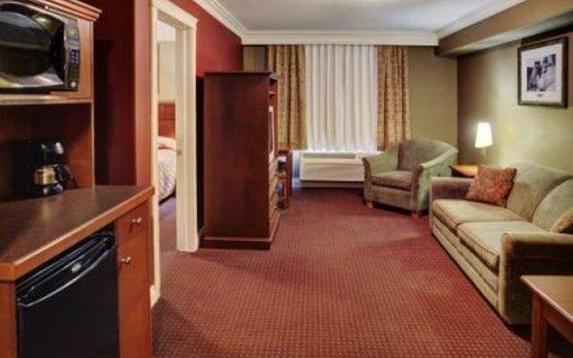 Lakeview Inns & Suites - Edson Airport