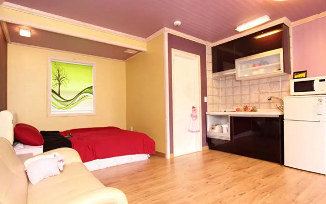 Buan Lakeside Pension