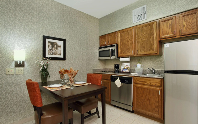 Homewood Suites by Hilton Houston-Woodlands