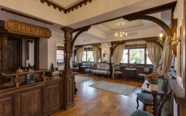 Casa din Bran- Inn Center