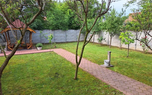 Apartment Cozia