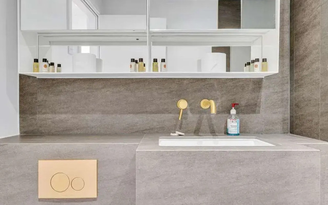 Polished 3-bedroom Condo