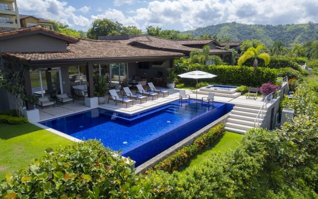 Los Suenos Casa Ohana 5 bdr Ocean View - Family