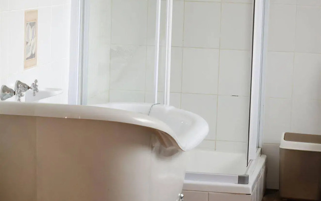 Nottingham Road Hotel