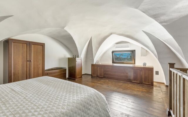 3775 Villetta Mora by Barbarhouse