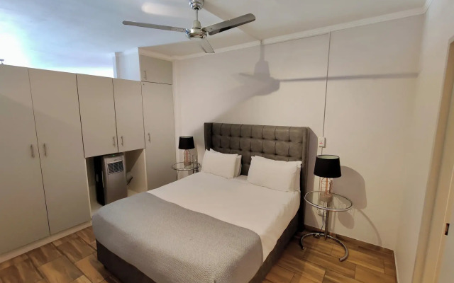 Midtown Rentals at The Four Seasons