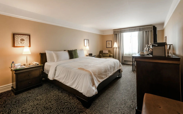 Le St-Martin Hotel & Suites Laval