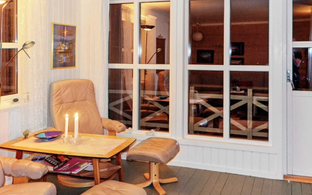 6 Person Holiday Home in Olderdalen