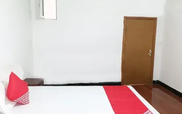 OYO  fuliang hongyuan road hotel