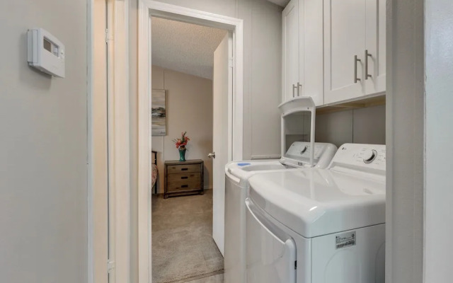 Steps to Sparkling Water: Bullhead City Getaway
