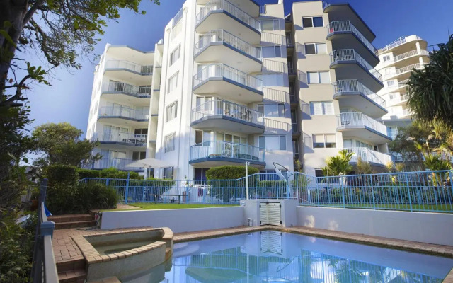 The Outlook U8/9 Hume Parade