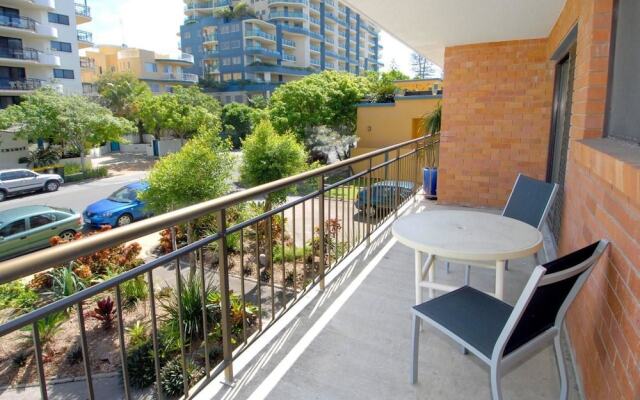 Coronado 9
