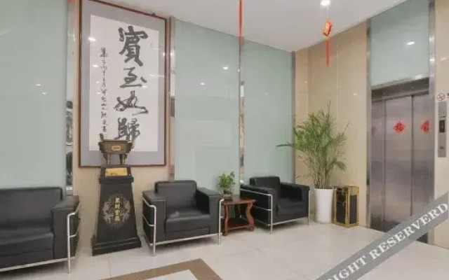 Tianjia Holiday Hotel (Nanjing Tianyin Avenue Metro Station Store)