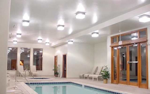 Oro Grande by Summit County Mountain Retreats
