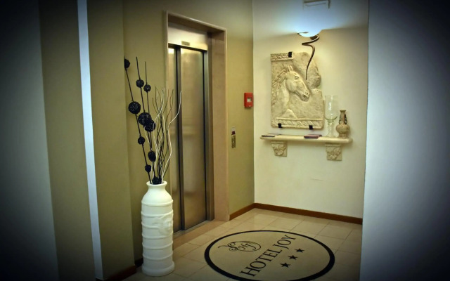Hotel Joy