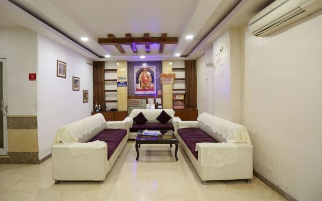 Hotel Sai Dham International