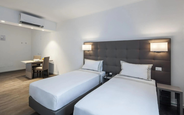 Studio Inn Centrale & Milano Urban Padel Hotel