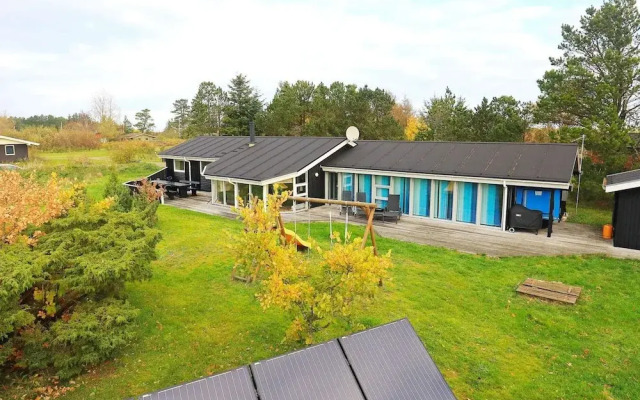 10 Person Holiday Home in Jerup