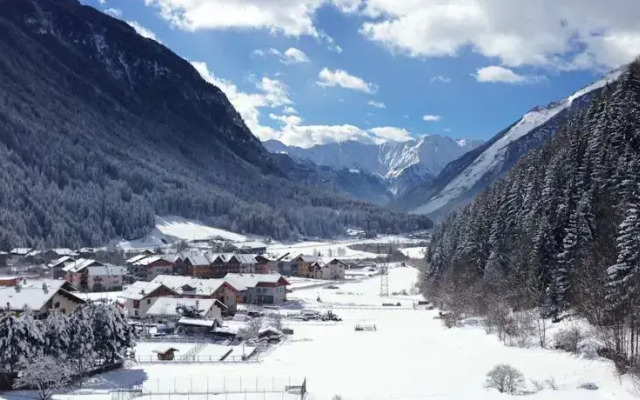 Chalet Del Cane Bianco