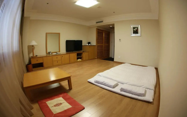 Shangria Beach Tourist Hotel