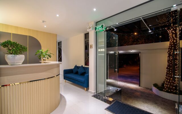 Bin Bin Hotel 11- Near Island Diamond