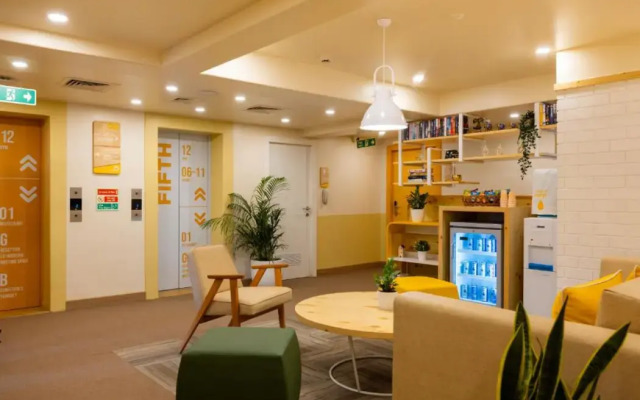 Bloom Hub WEH Andheri