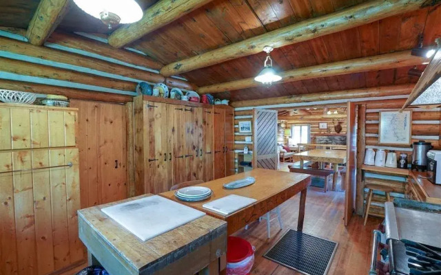 Ennis - T-Lazy-B Ranch