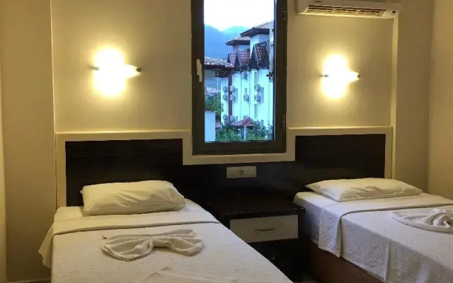 Leons Sun Village Apartments