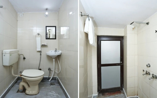 Hotel Gokul