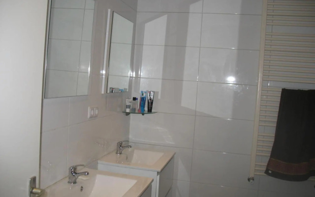 Guest House Amsterdam - Hostel