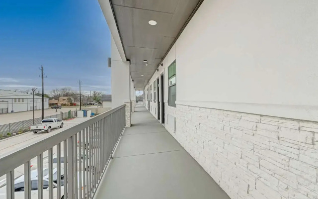 SureStay Hotel by Best Western Houston Southeast