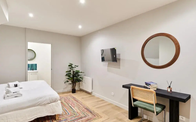 Charming Apartment Center of Paris by Studio Prestige