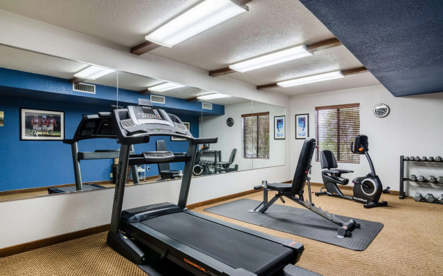 Quality Inn & Suites Winfield