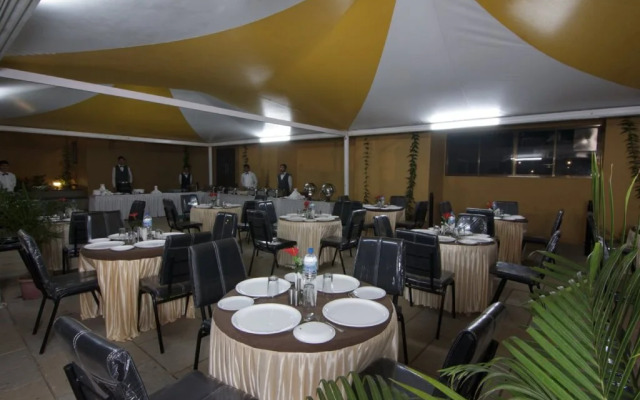 Hotel The Metropole - Phase Ii