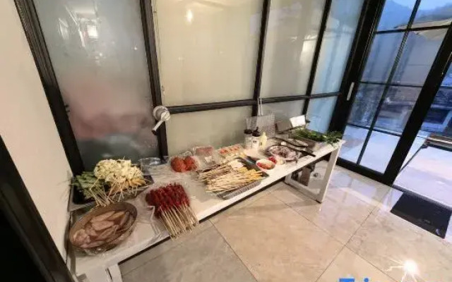 Yunshang Grassland Anji Yunshang Jiayuan Homestay