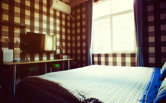V Hostel