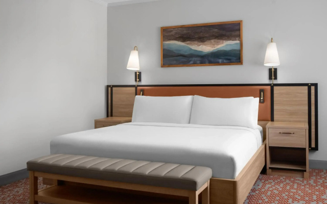 Valley River Inn