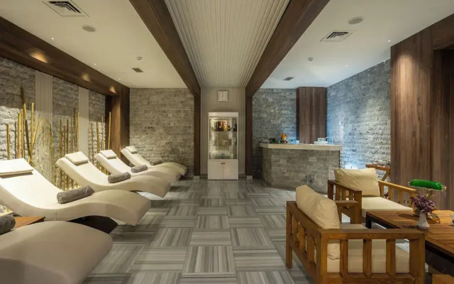 Luxury Garden Suites