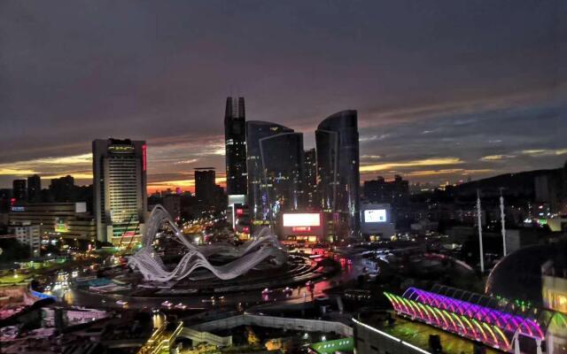 Ramada Plaza Wuhan Optics Valley