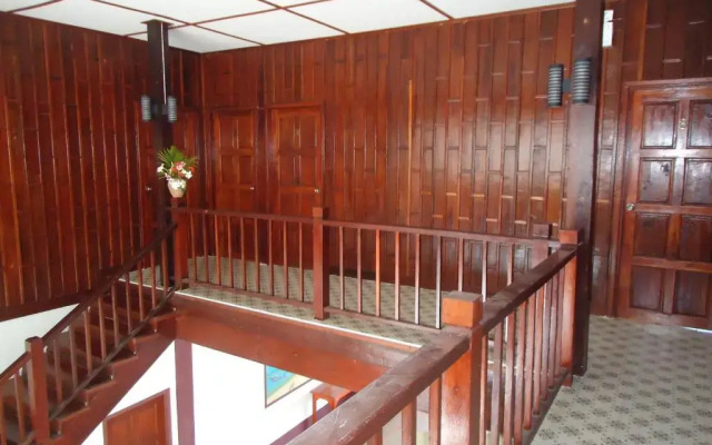 Sea Breeze House, Naiplao Beach