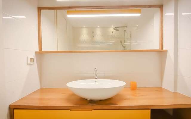 Design Apt Parking Included 2BDR TL30