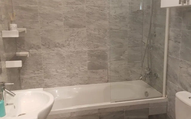 Amazing Flat near Center