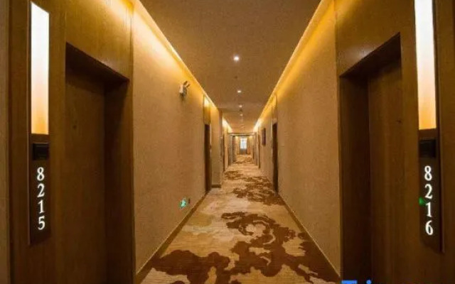 James Joyce Coffetel·Kaifeng Drum Tower