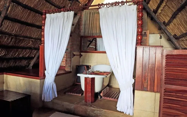 Antelope Park Safari Lodge