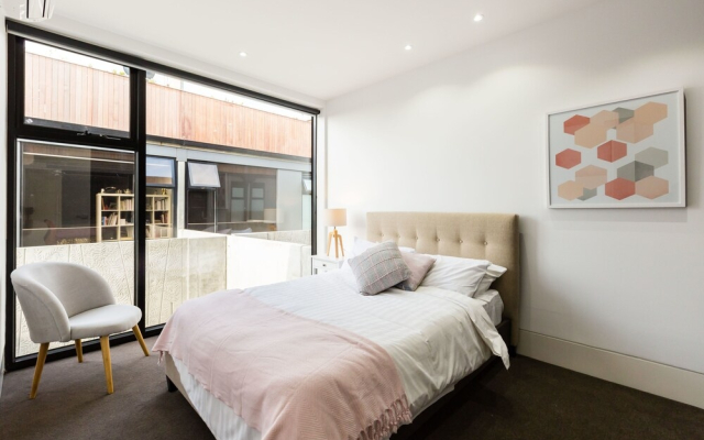 Renée - Beyond a Room Private Apartments