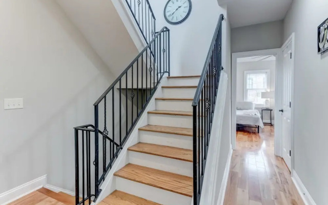 Upscale Home Near Harbor W/2cargarage&rooftopdeck