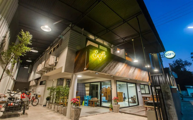 Soft Dormtel Night Bazaar